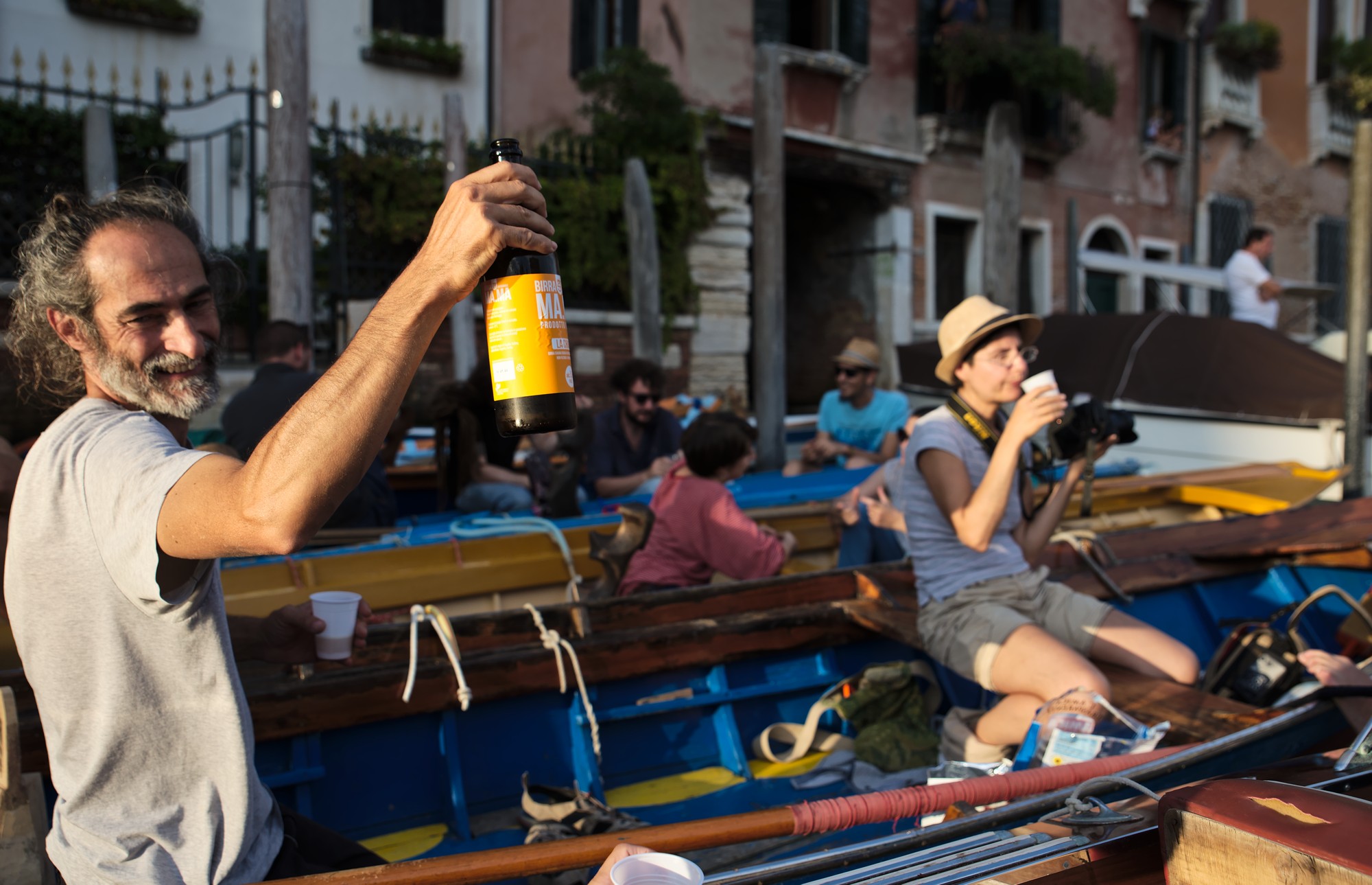 Cheers! while waiting for the last race of the Regata Storica 2018 on the Grand Canal.