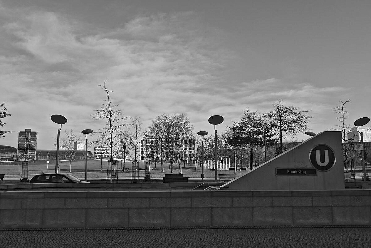 U-bahn station and street lamps near the Bundestag in Berlin